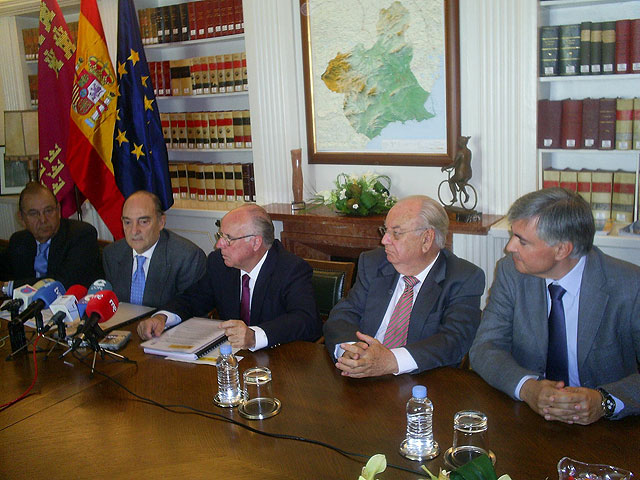 El Gobierno de España invertirá 7,2 millones de euros en la mejora de los Canales del Taibilla - 1, Foto 1