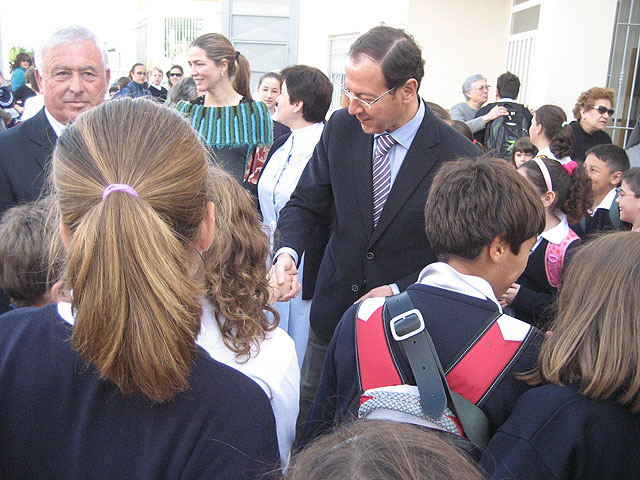 Cámara expresa su compromiso para seguir garantizando que los padres puedan elegir el tipo de centro educativo para sus hijos - 1, Foto 1