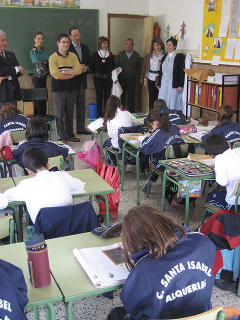 Cámara expresa su compromiso para seguir garantizando que los padres puedan elegir el tipo de centro educativo para sus hijos - 2, Foto 2