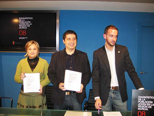 El Observatorio de la Juventud estudia las características demográficas de los jóvenes de la Región de Murcia - 1, Foto 1