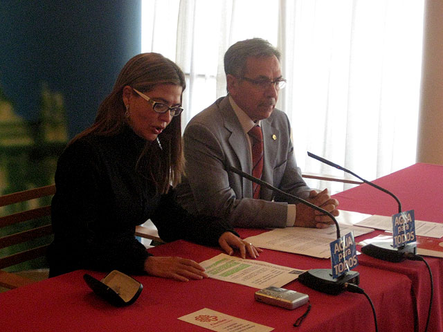 Centros abiertos para educar en valores, proporcionar refuerzo escolar y aprender a través del ocio - 1, Foto 1