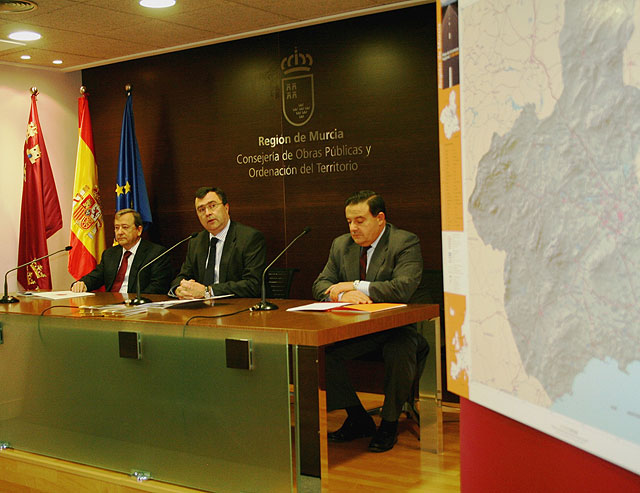 Obras Públicas presenta el primer mapa oficial de Carreteras de la Región de Murcia - 1, Foto 1