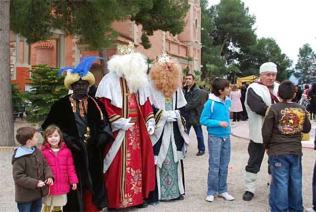 La Ermita, escenario del mercadillo artesanal y de la llegada de los Reyes Magos - 1, Foto 1