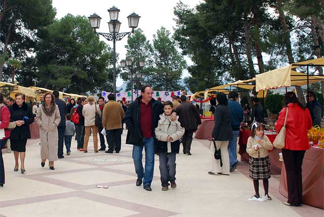 La Ermita, escenario del mercadillo artesanal y de la llegada de los Reyes Magos - 2, Foto 2