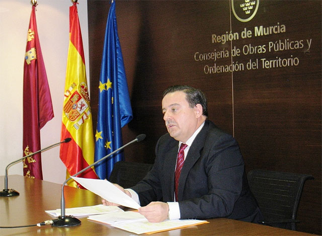 Obras Públicas contrató el 70 por ciento de los expedientes de obra licitados en 2008 a empresas de la Región de Murcia - 1, Foto 1