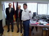 El alcalde de Santomera, José María Sánchez, se ha desplazado hasta Murcia para tratar la financiación de Protección Civil y fijar unos plazos para la ampliación horaria del Terminal de Mando y Control –TMC 112-