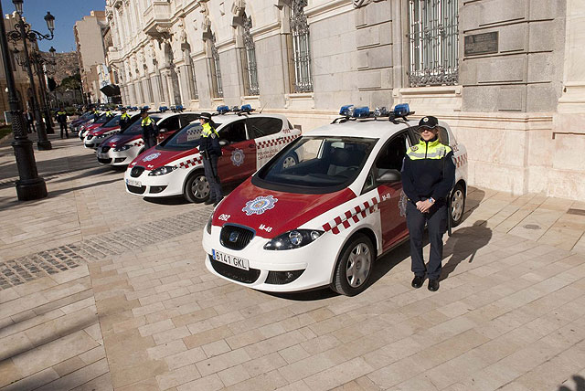 La Policía Local incorpora siete nuevos vehículos a su parque móvil - 1, Foto 1