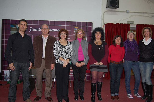 El psicólogo Alberto Hidalgo enseñó ‘Técnicas de seducción’ a los asistentes a su charla - 2, Foto 2