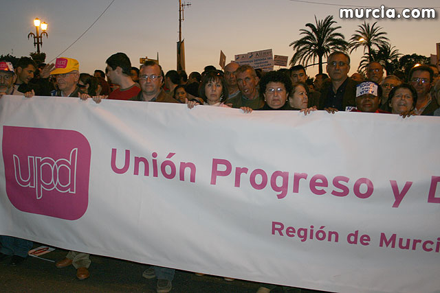 UPyD celebra el éxito el éxito de la manifestación - 1, Foto 1