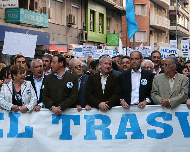 Valcárcel espera que el Gobierno de España “escuche el clamor de Valencia, Almería y Murcia en defensa de los trasvases” - 1, Foto 1