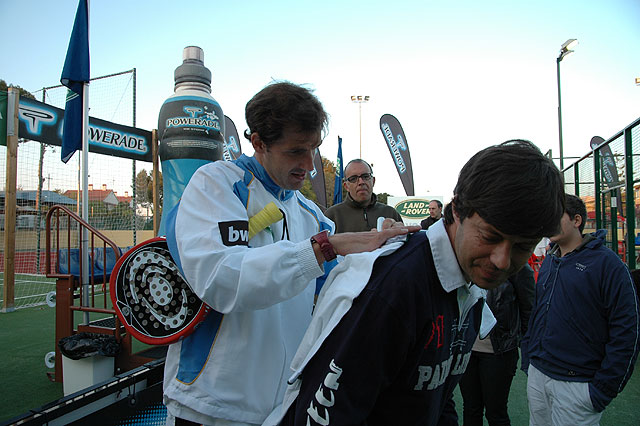 Micky Madrid y Jaime Saura ganan 5-7, 7-5, 6-2 a David Martinez y Massot en el II torneo de Padel C.A.R. Infanta Cristina - 2, Foto 2