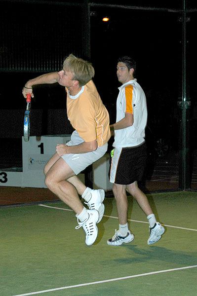 Micky Madrid y Jaime Saura ganan 5-7, 7-5, 6-2 a David Martinez y Massot en el II torneo de Padel C.A.R. Infanta Cristina - 3, Foto 3