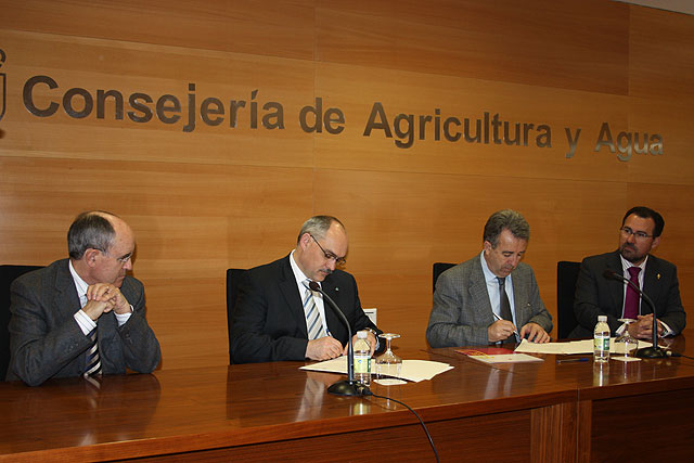 Agricultura firma un convenio con la universidad alemana de Rottenburg para estudiar los valores forestales y la bioenergía - 1, Foto 1