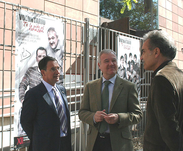 Valcárcel anima a los murcianos a “compartir un poco de su tiempo con los demás” en la campaña de voluntariado ‘Te lo pide el corazón’ - 1, Foto 1