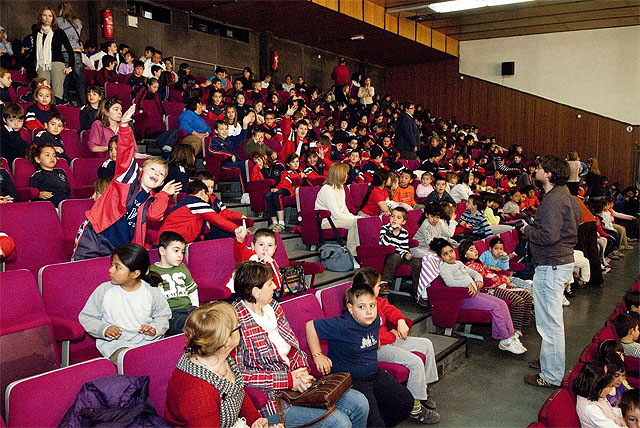 Mudanzas se acerca a los niños - 4, Foto 4