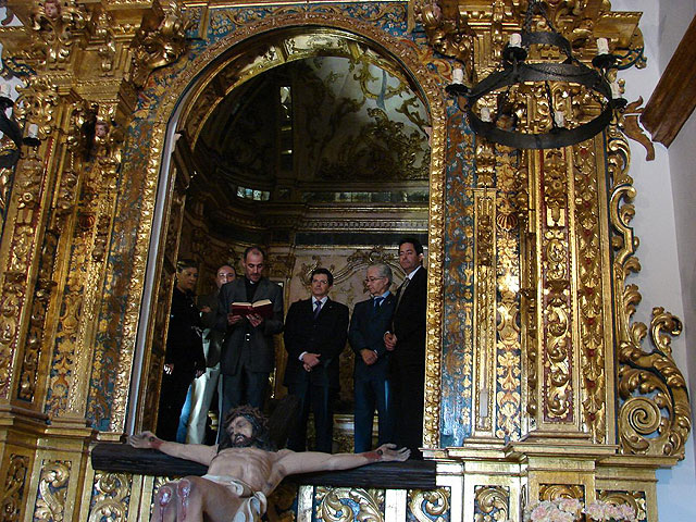 El Alcalde de Lorca, el Director General de Bienes Culturales y el Presidente del Paso Morado inauguran la Ermita Mayor del Calvario - 1, Foto 1