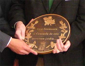 Unas placas de bronce harán que los murcianos recuerden todos los días del año a la Virgen de la Fuensanta - 3, Foto 3