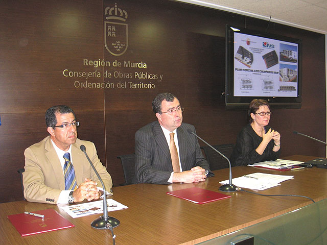 Blaya y Ballesta firman un convenio para la construcción de viviendas sociales - 1, Foto 1
