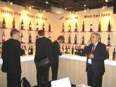 El pabelln del Instituto Español de Comercio Exterior celebra hoy catas comentadas de los vinos murcianos en la ‘London Wine’