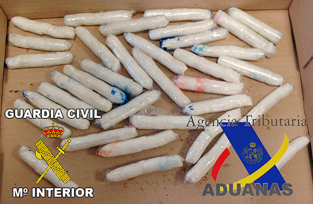 Guardia Civil y Agencia Tributaria en una operación policial conjunta aprehenden cocaína en el interior de rotuladores de colores - 2, Foto 2