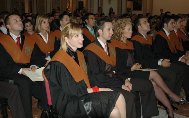 Los nuevos Ingenieros de la UCAM reciben sus Becas y Diplomas acreditativos - 1, Foto 1