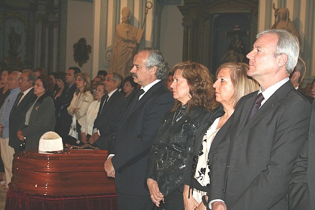 Decenas de amigos, artistas y políticos despiden al escultor Antonio Campillo - 1, Foto 1