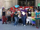 El 17 de mayo el Colectivo NO TE PRIVES visti de colorido y alegra la Plaza de Santo Domingo