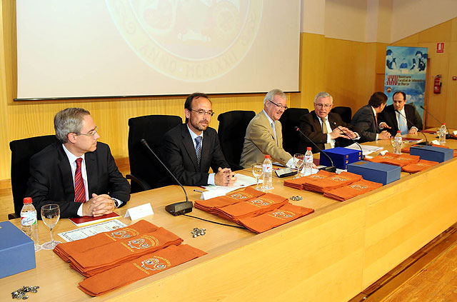 Valcárcel reitera su compromiso con la Universidad de Murcia en los actos del XXV aniversario de la Facultad de Informática - 1, Foto 1