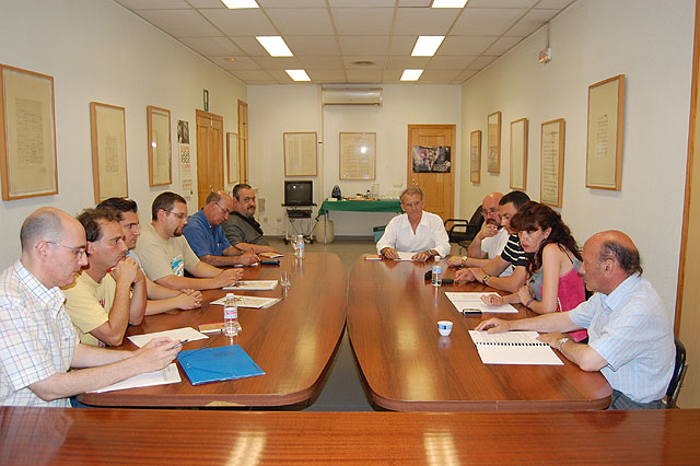 IU mantiene una reunión con grupos ecologistas de la región de Murcia - 1, Foto 1