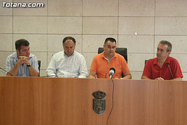 Los tres grupos polticos del consistorio totanero hacen frente comn y firman un manifiesto en defensa del Trasvase Tajo-Segura - 7