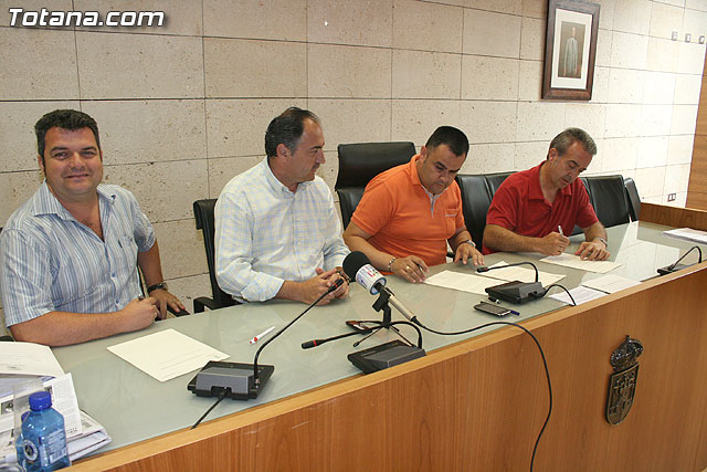 Los tres grupos polticos del consistorio totanero hacen frente comn y firman un manifiesto en defensa del Trasvase Tajo-Segura - 14