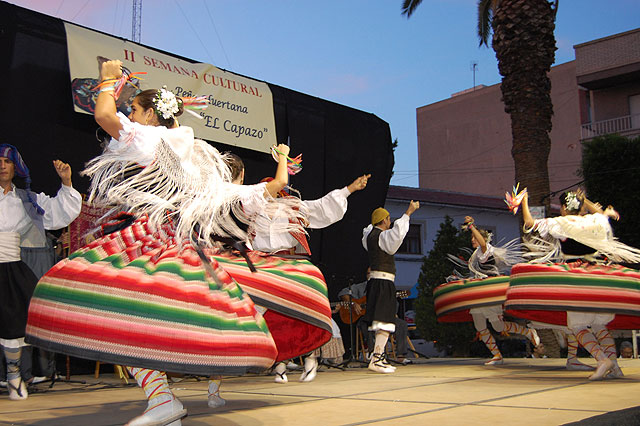 El folklore pone punto y final a la “II Semana Cultural” de la peña “El Capazo” de Lorquí - 2, Foto 2