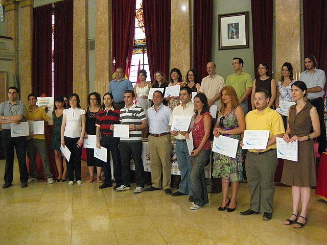 Treinta murcianos reciben su carnet de conducir ordenadores - 1, Foto 1