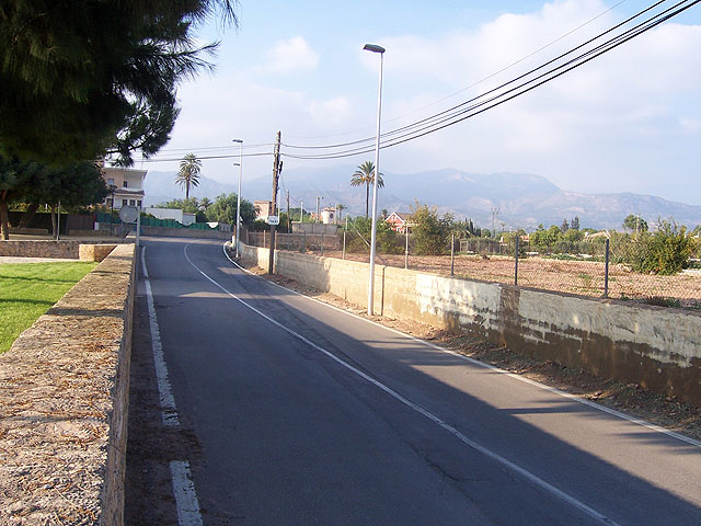 Conceden una subvención para la colocación de barreras de seguridad en distintos caminos de la localidad, Foto 1