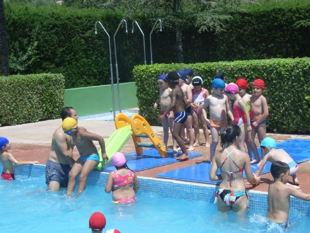 Cerca de 500 usuarios participan en las diferentes actividades deportivas del programa “Verano Polideportivo 2009” - 1, Foto 1