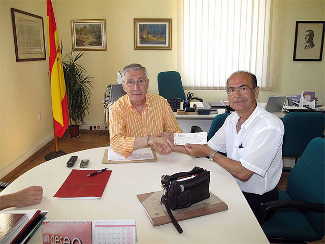 Atención Social entrega 6.000 euros al Banco de Alimentos - 1, Foto 1