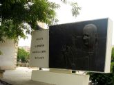 Aprueban una restauracin de urgencia para salvar el destacado ‘Monumento a De la Cierva’ de Paco Toledo