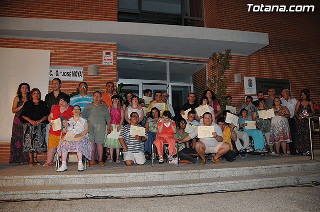 El Centro Ocupacional “José Moyá” se despidió hasta el mes de septiembre con una fiesta de clausura de fin de curso - 1, Foto 1