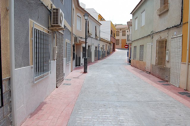 Concluyen las obras de renovación de las infraestructuras de la calle Picasso de Lorquí - 1, Foto 1