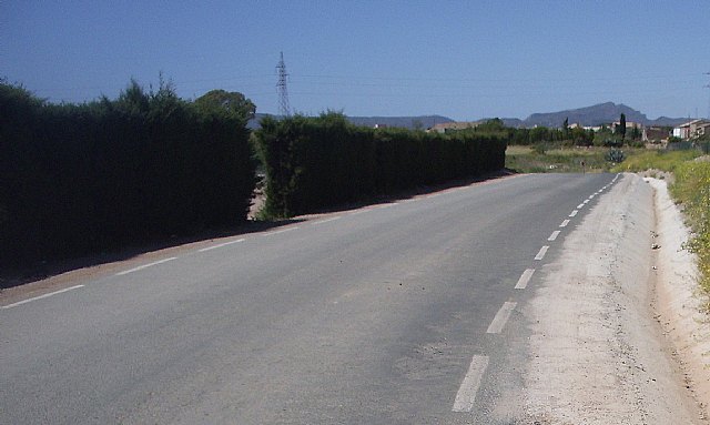 Imagen de la carretera que une La Aljorra y Cuesta Blanca (RM-E16), donde Obras Públicas llevará a cabo un ensanche de plataforma, Foto 1