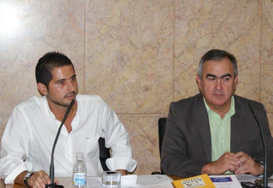 Ferrández y González Tovar presentan el programa Escuela 2.0 y abordan la importancia de acabar con el elevado índice de fracaso escolar de la Región - 1, Foto 1