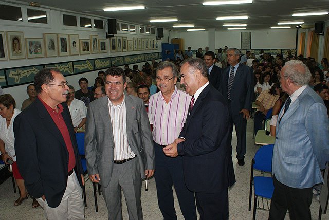 El Delegado del Gobierno inaugura el curso escolar en el Instituto Floridablanca de Murcia - 1, Foto 1