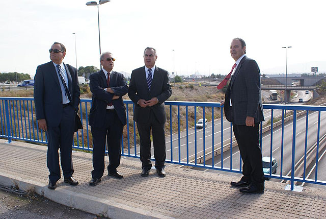 Se inician las obras de la glorieta que enlazará el Campus Universitario con la Autovía del Mediterráneo y la Nacional 301 - 1, Foto 1