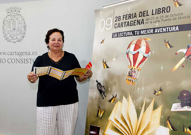 Álvaro Pombo, Paco Roca, Manuel Vincent y Ángela Vallvey, en la Feria del Libro 2009 - 2, Foto 2