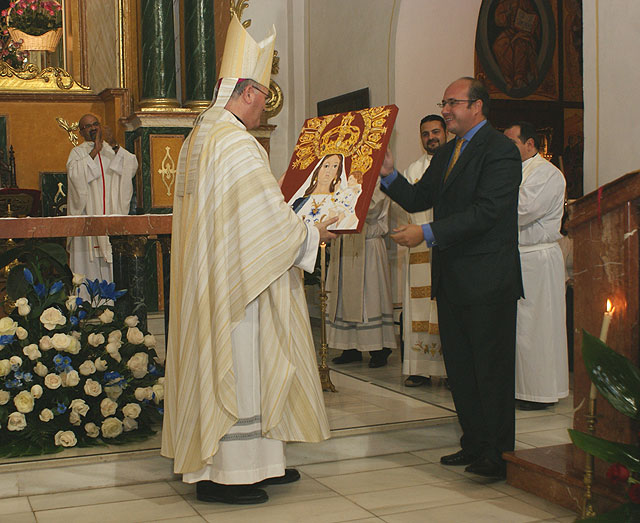 El Obispo de la Diócesis de Cartagena preside la Misa Solemne en honor a la Patrona de Puerto Lumbreras, la Virgen del Rosario - 1, Foto 1