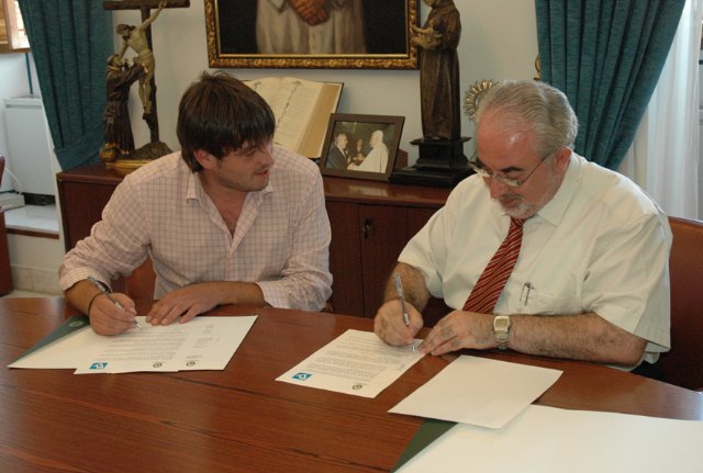 La UCAM suscribe un convenio de colaboración con el Ilustre Colegio Oficial de Fisioterapeutas de Murcia - 1, Foto 1