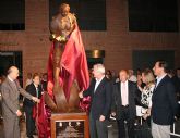 Valcrcel inaugura en Murcia la escultura ‘El bufn de los cencerros’, de Gonzlez Beltrn