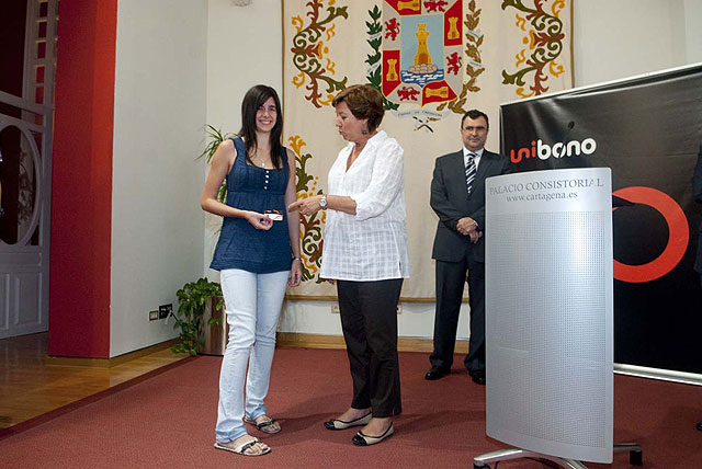 Más de 1.800 universitarios solicitan el Unibono en la Región - 3, Foto 3