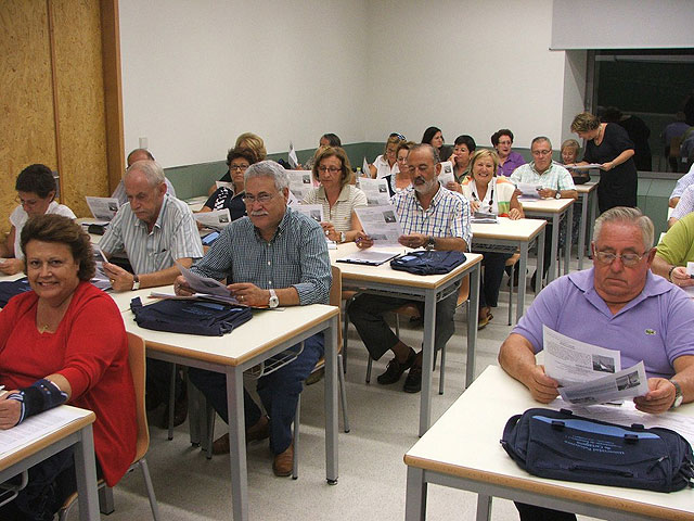 Comienza el curso en la Universidad de Mayores - 1, Foto 1