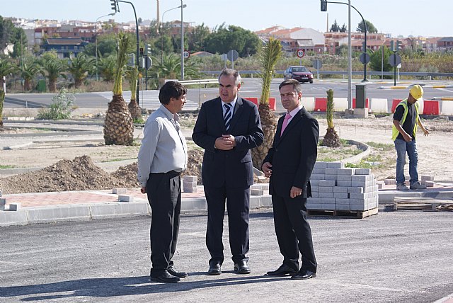 El Delegado del Gobierno visita las obras realizadas con cargo al Fondo Estatal de Inversión Local en el Colegio Diego Martínez - 2, Foto 2